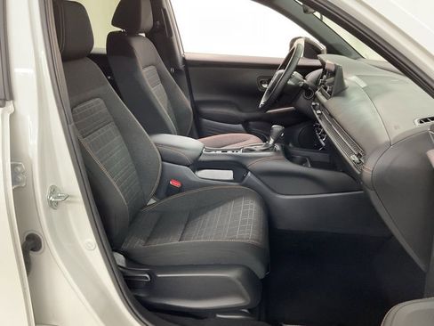 Used 2025 Honda HR-V Sport image 26