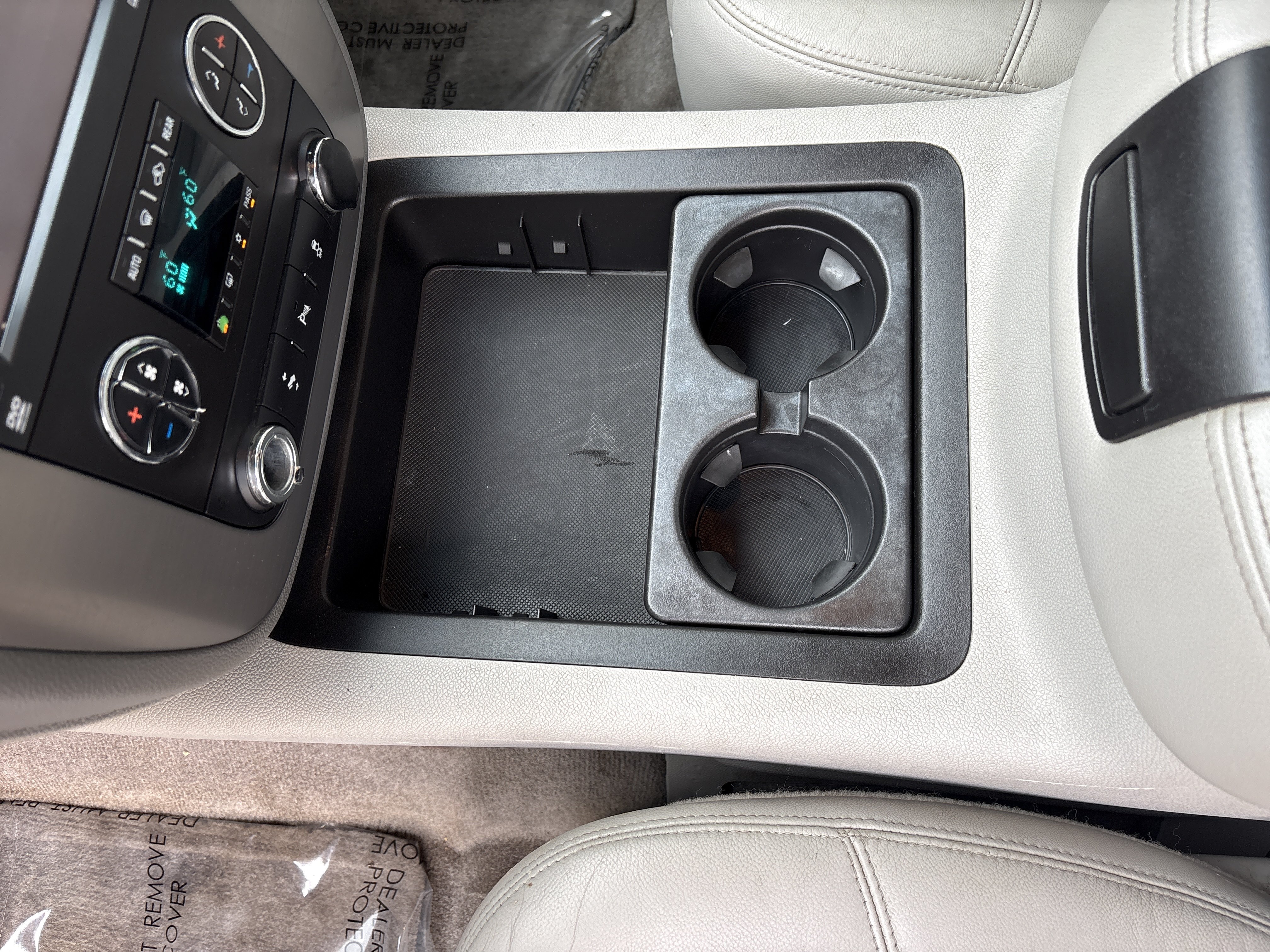 Used 2012 GMC Yukon SLT AWD/4WD image 16