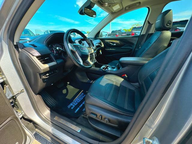 Used 2023 GMC Terrain Denali w/ Denali Premium Package AWD/4WD image 10