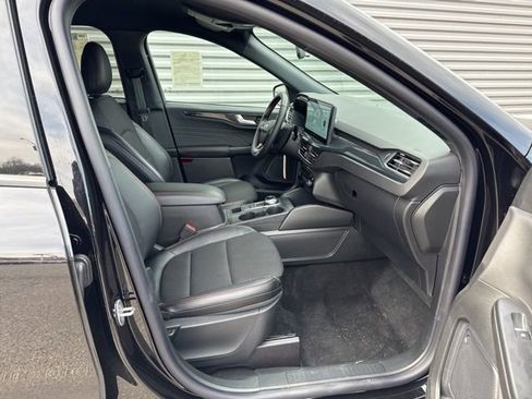 New 2025 Ford Escape ST-Line w/ Equipment Group 301A image 35