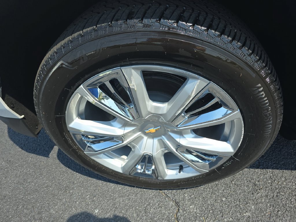 Used 2021 Chevrolet Tahoe High Country w/ Premium Package AWD/4WD image 10