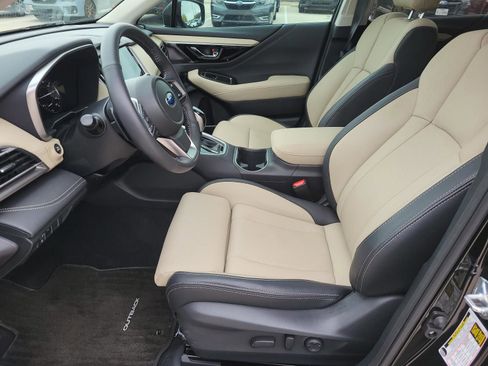 Used 2025 Subaru Outback Limited XT AWD/4WD image 21