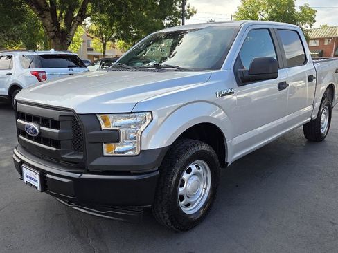 Used 2017 Ford F150 XL w/ XL Power Equipment Group AWD/4WD image 2