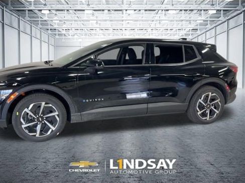 Used 2026 Chevrolet Equinox EV LT FWD image 6