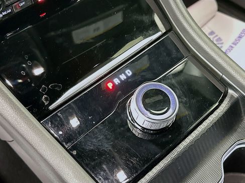 Certified 2024 Jeep Grand Cherokee Altitude image 26