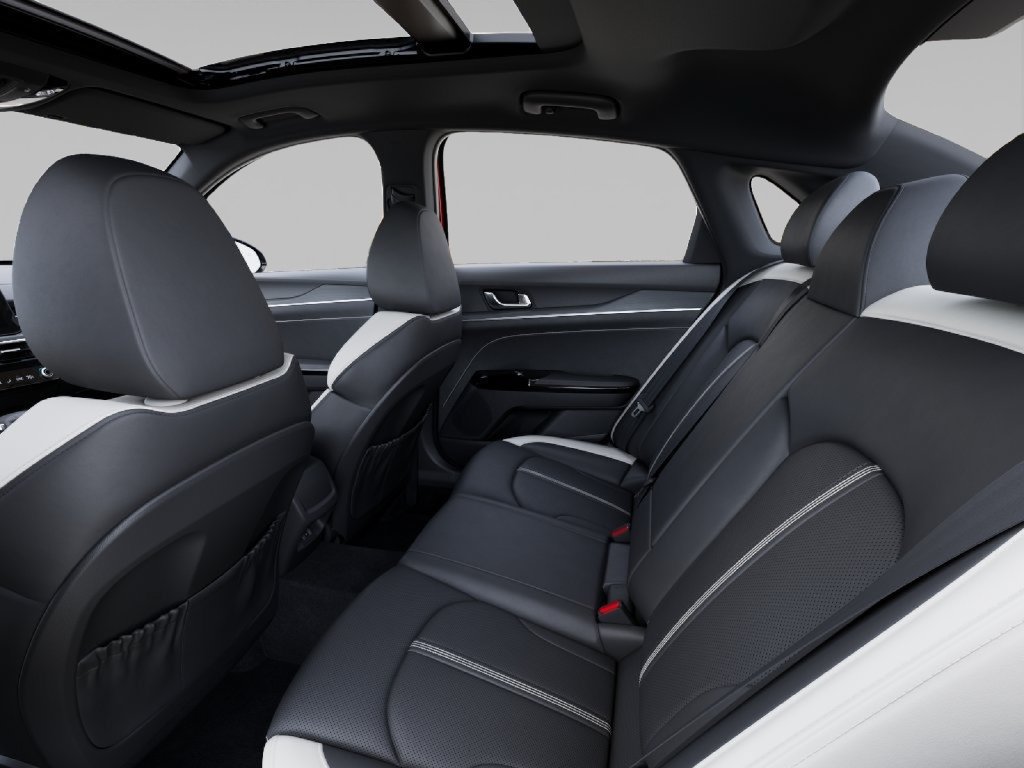New 2026 Kia K5 GT-Line w/ GT-Line Premium Package AWD/4WD image 18
