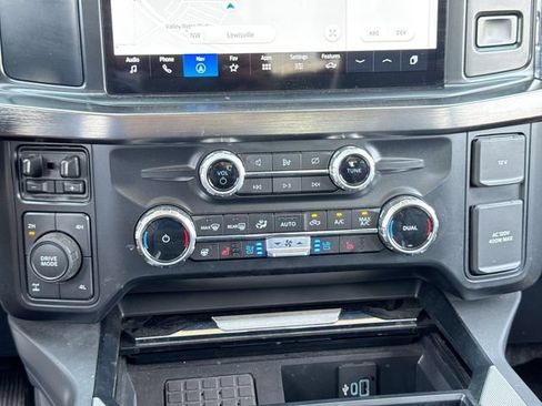 Used 2024 Ford F250 Lariat w/ Sport Appearance Package AWD/4WD image 19