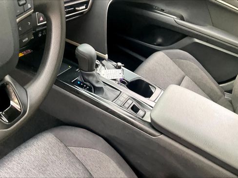Used 2025 Toyota Camry LE FWD image 15