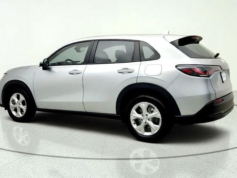 Used 2023 Honda HR-V LX image 7