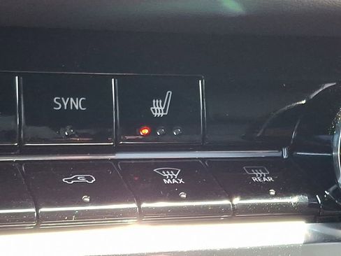 New 2026 Chevrolet Equinox LT w/ Convenience Package II image 41