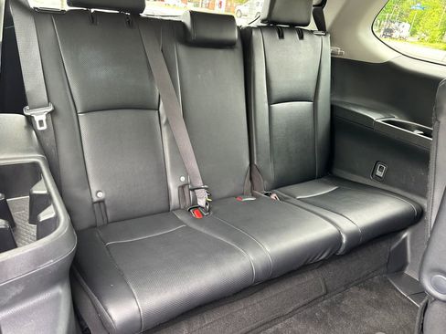 Used 2025 Toyota Grand Highlander AWD image 12