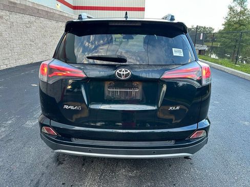 Used 2018 Toyota RAV4 XLE FWD image 5