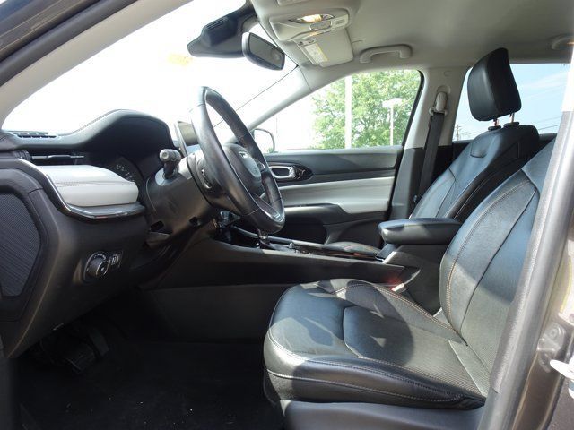 Used 2022 Jeep Compass Limited AWD/4WD image 9