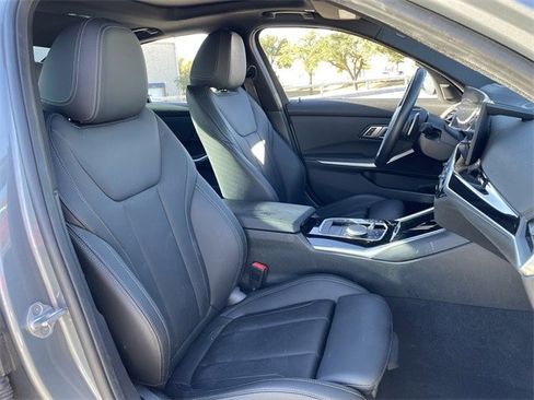 Used 2023 BMW 330i Sedan w/ Premium Package image 25
