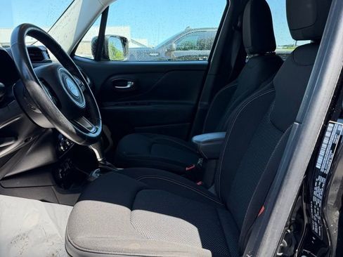 Used 2016 Jeep Renegade 75th Anniversary AWD/4WD image 10