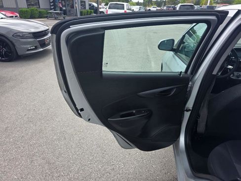 Used 2016 Chevrolet Spark LT image 8