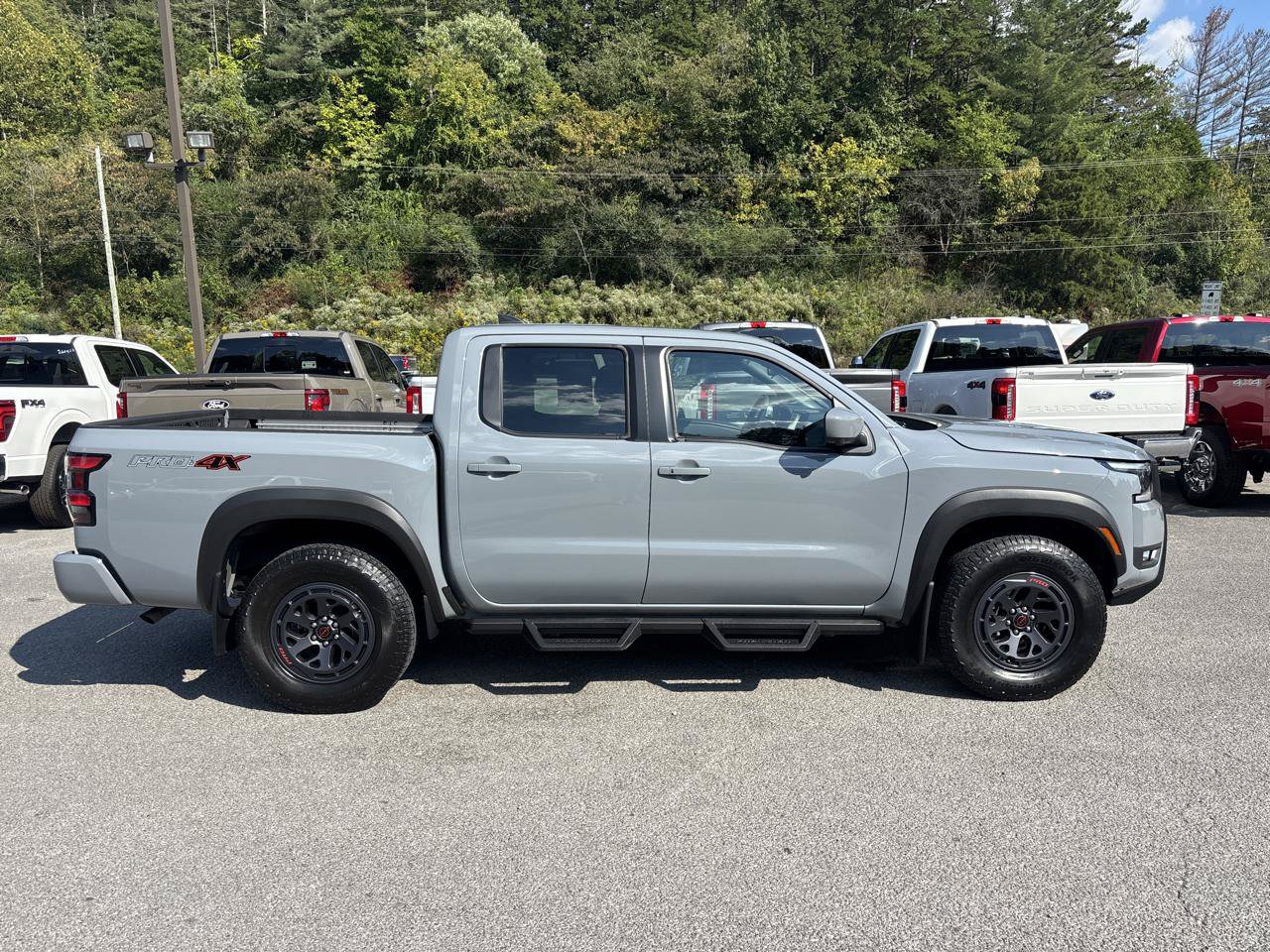 Used 2026 Nissan Frontier PRO-4X w/ Pro-4x Convenience Package AWD/4WD image 6
