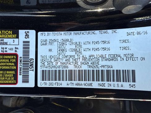 Used 2016 Toyota Tacoma SR image 14