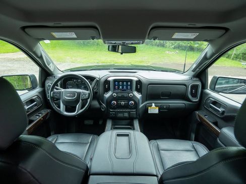 Used 2020 GMC Sierra 2500 SLE w/ Preferred Package AWD/4WD image 15
