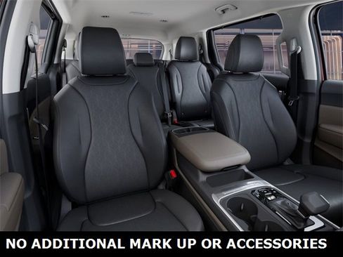 New 2026 Kia Carnival EX image 15