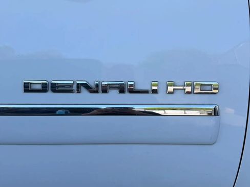 Used 2011 GMC Sierra 2500 Denali AWD/4WD image 38