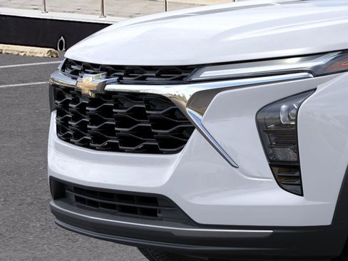 New 2026 Chevrolet Trax LT image 13