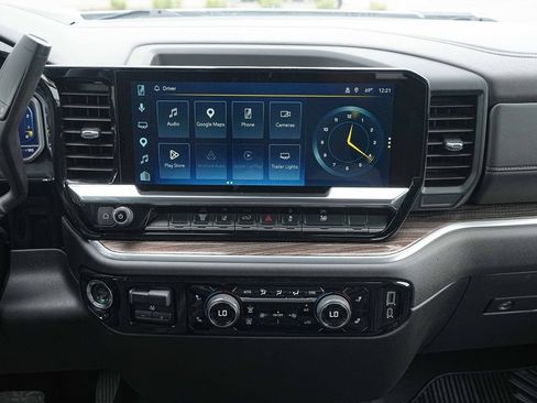 Used 2025 Chevrolet Silverado 2500 LT w/ Convenience Package AWD/4WD image 29