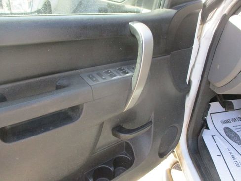 Used 2011 Chevrolet Silverado 1500 LS AWD/4WD image 9