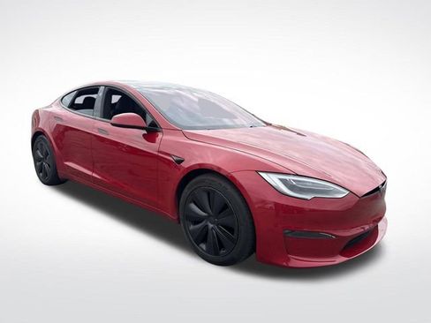 Used 2021 Tesla Model S Plaid image 9
