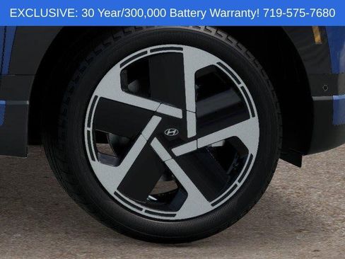 New 2026 Hyundai Ioniq 9 Limited image 3