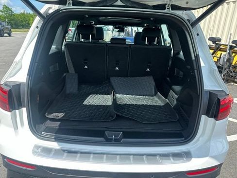 Used 2025 Mercedes-Benz GLB 35 AMG 4MATIC image 15