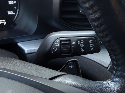 Used 2020 Ford Explorer XLT w/ Comfort Package image 23