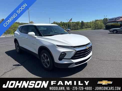 Used 2023 Chevrolet Blazer LT AWD/4WD image 1
