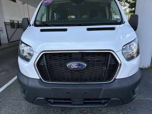 Certified 2023 Ford Transit 250 Low Roof w/ Exterior Upgrade Package RWD image 9