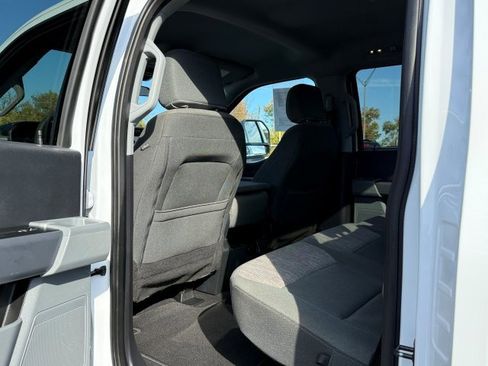 Used 2024 Ford F250 XLT w/ Snow Plow Prep Package image 16