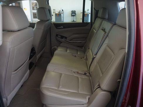 Used 2019 GMC Yukon XL SLT w/ Open Road Package RWD image 25