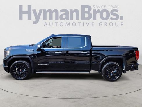 Used 2022 GMC Sierra 1500 Denali w/ Denali Reserve Package AWD/4WD image 6