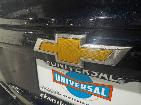 Used 2022 Chevrolet Trax LT w/ LT Convenience Package image 29