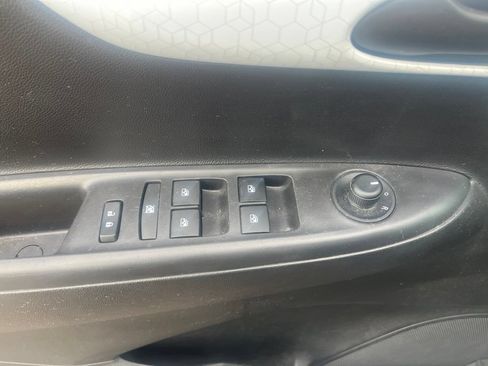 Used 2018 Chevrolet Spark LT FWD image 12
