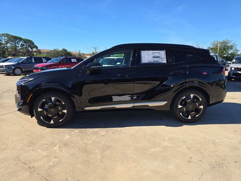 New 2026 Kia Sportage SX FWD image 5