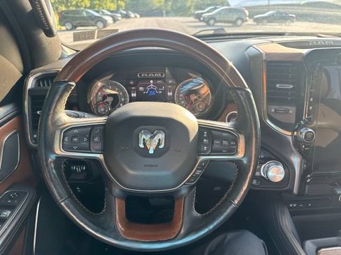 Used 2019 RAM 1500 Limited AWD/4WD image 16