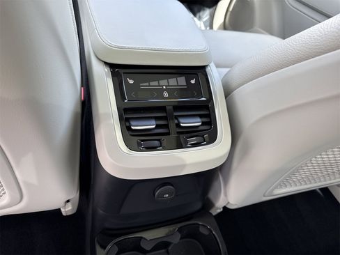 Used 2024 Volvo XC90 T8 Plus w/ Protection Package Premier image 14