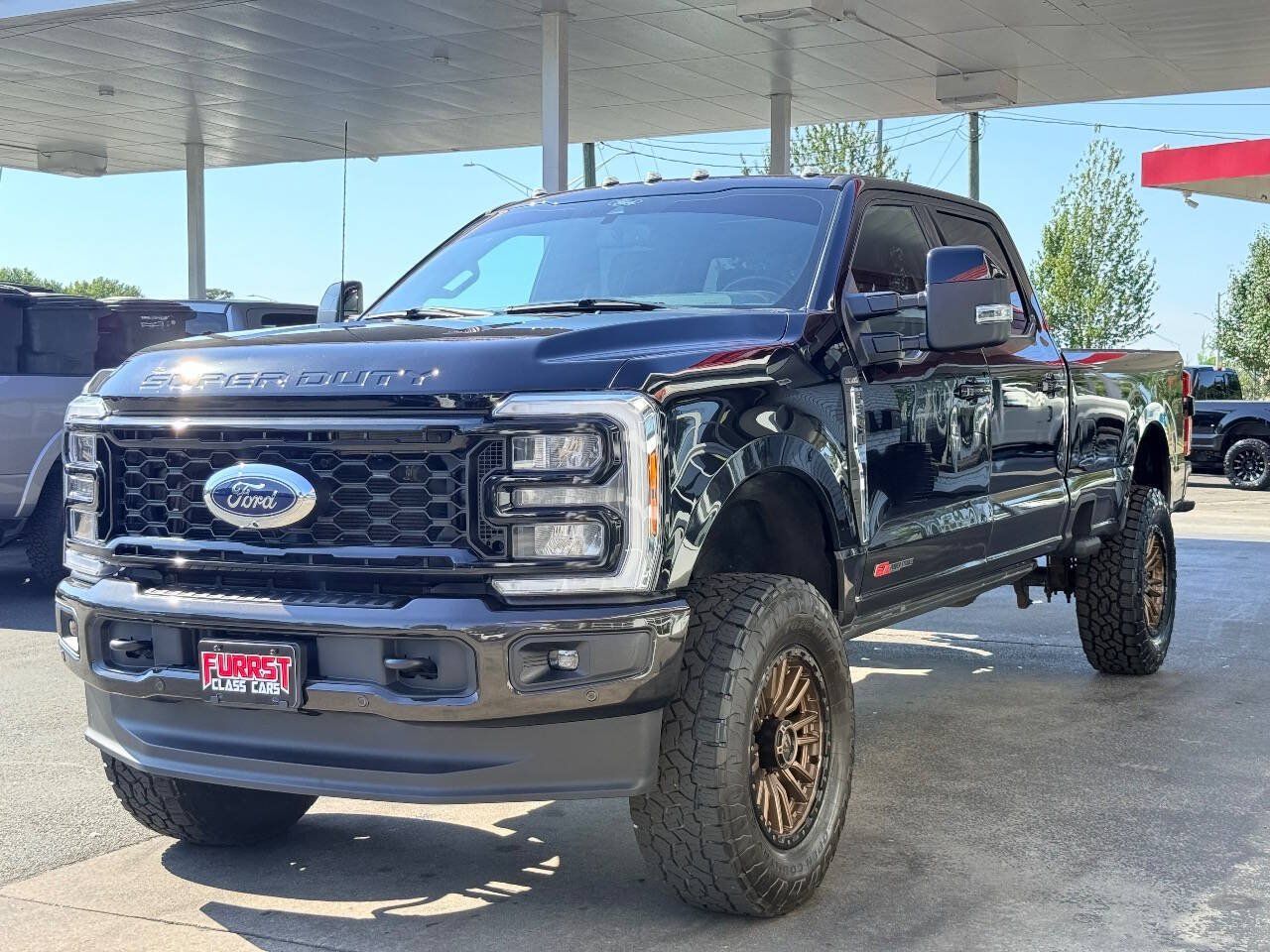 Used 2024 Ford F350 King Ranch w/ FX4 Off-Road Package AWD/4WD image 6