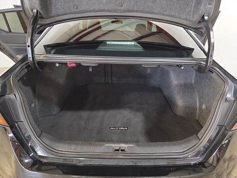 Used 2020 Nissan Altima 2.5 SR image 9