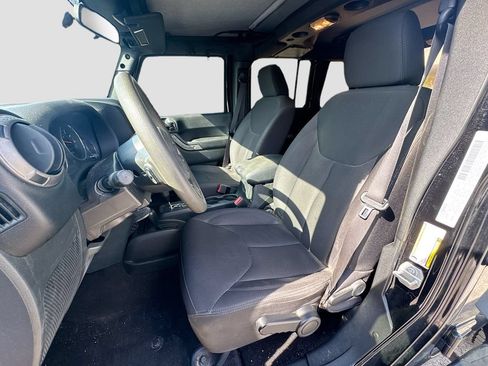 Used 2018 Jeep Wrangler Unlimited Sport AWD/4WD image 20