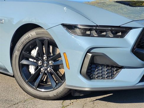 Used 2025 Ford Mustang GT image 4