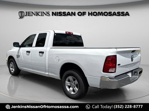 Used 2024 RAM 1500 Classic SLT RWD image 9
