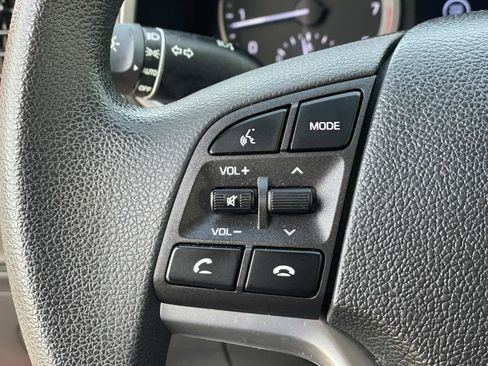 Certified 2021 Hyundai Tucson Value image 8