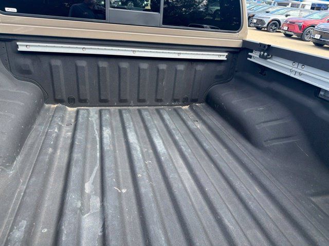 Used 2022 Nissan Frontier PRO-4X AWD/4WD image 11