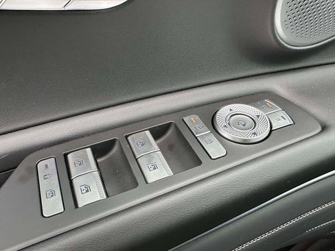 New 2026 Genesis GV80 2.5T Advanced AWD/4WD image 32
